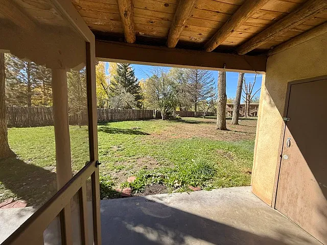 2 bed, 950 sqft, $1,500 — Photo 3