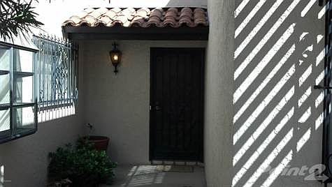 3rd image of 786 W Calle De Emilia