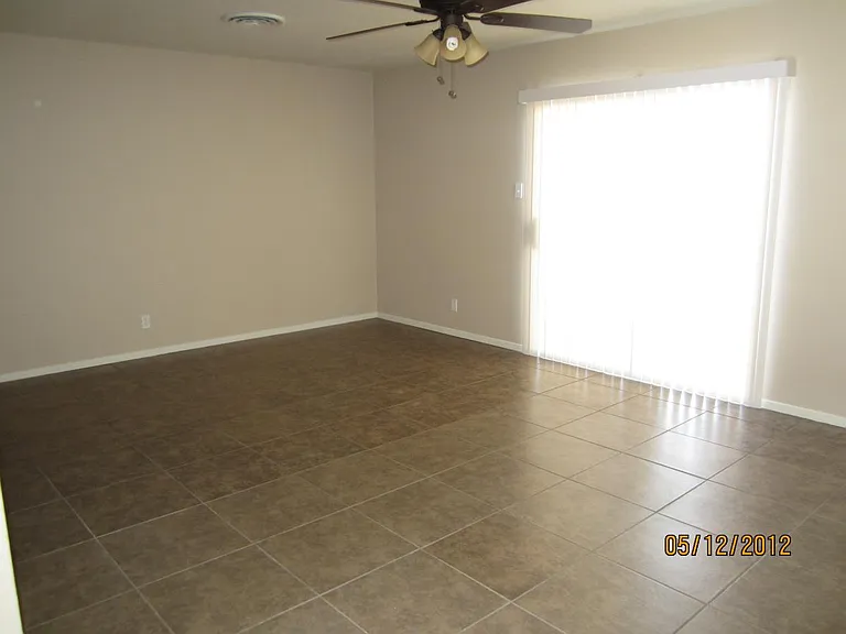 4162 Canal St — Photo 3
