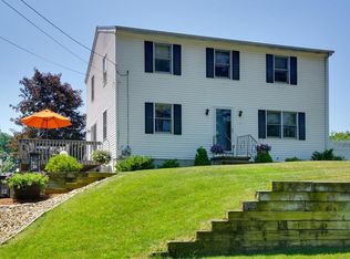 31 Staples St, Billerica, MA 01821