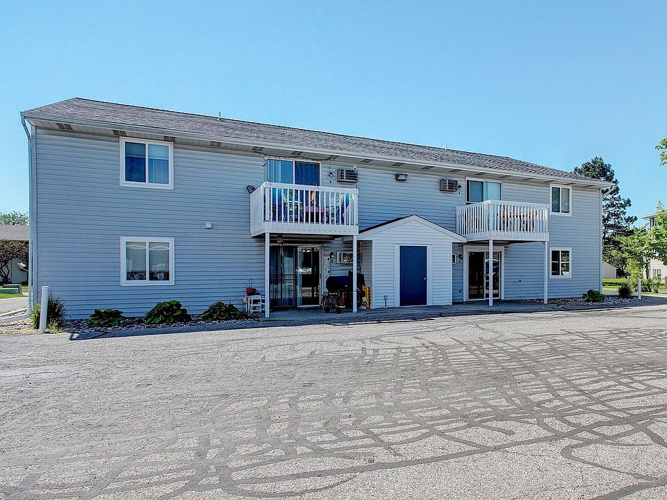 1st image of 419 Stratford Way #6