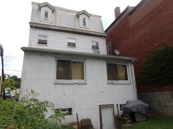 117 Grant Ave, Millvale, PA 15209