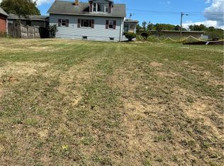 519 Beachley St, Meyersdale, PA 15552