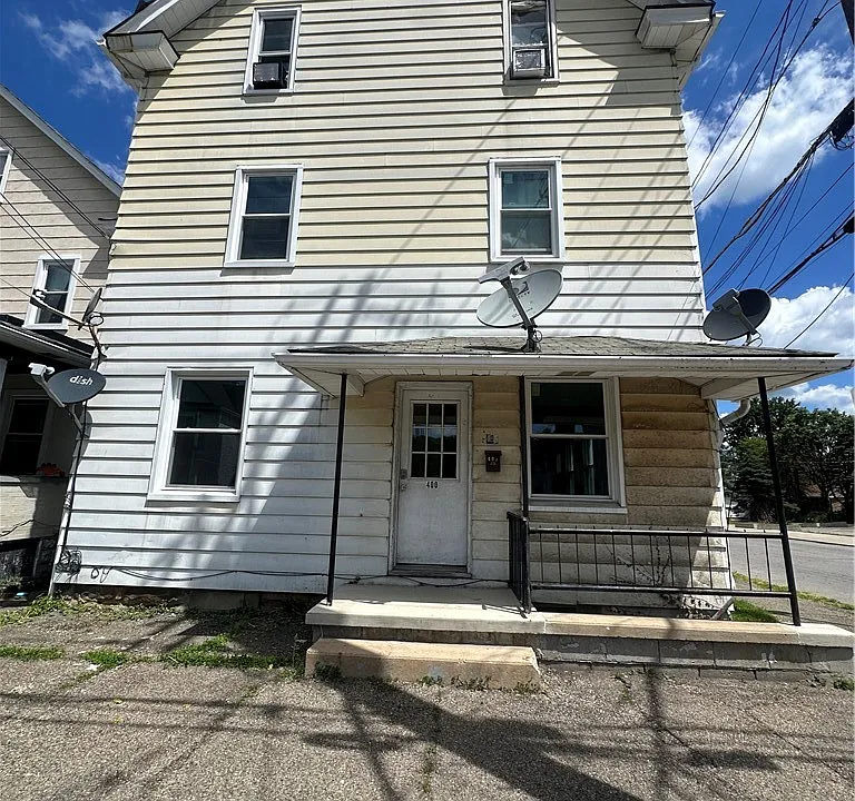 400 W Wayne St