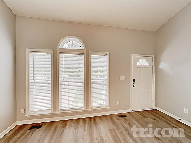 305 Aqua Marine Ln — Photo 5