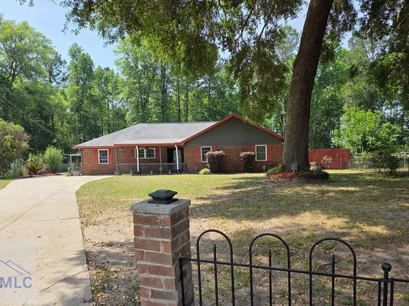 600 Cross Creek Dr, Midway, GA 31320
