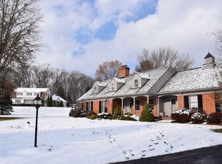 235 Old Mill Rd, Gettysburg, PA 17325