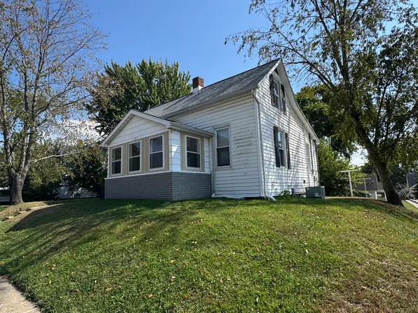 525 W 9th St, Jasper, IN 47546