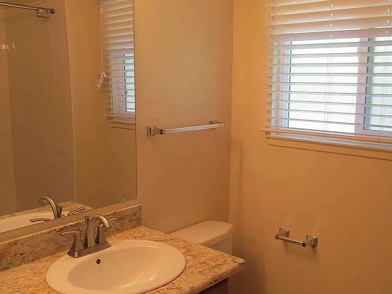 1723 Kent St #B — Photo 6