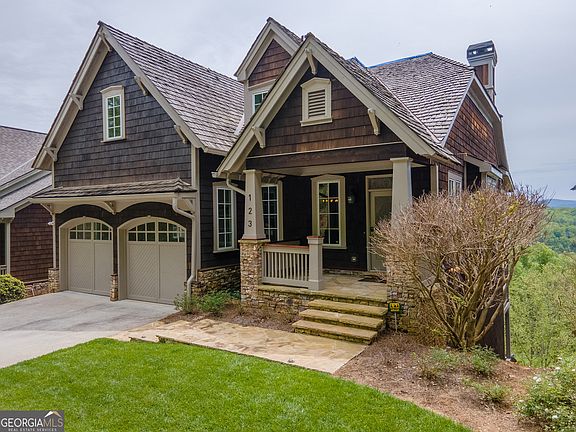 2nd image of 123 Village Club Trl