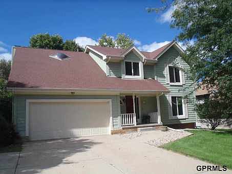 2nd image of 814 Wilshire Ln
