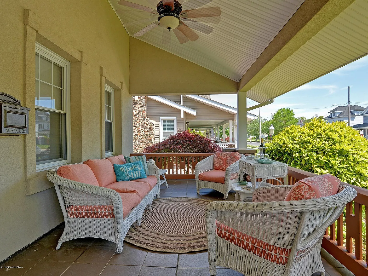 3 bed, 2.5 bath, 2183 sqft, $12,000 — Photo 4
