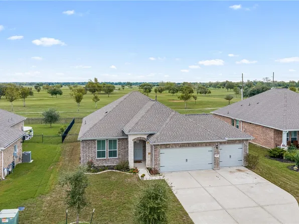 2427 Three Wood Way, Navasota, TX 77868
