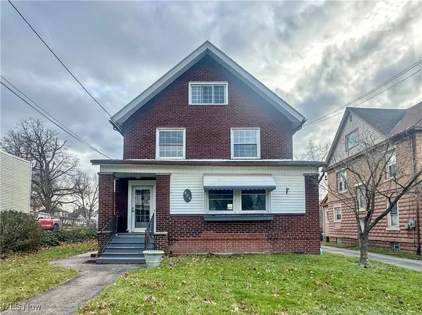 839 Robbins Ave, Niles, OH 44446