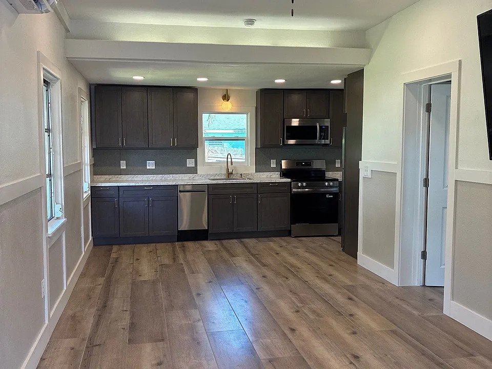 108 Nippino Trl W #A