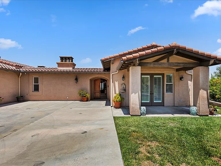 37605 Via De Los Arboles — Photo 5