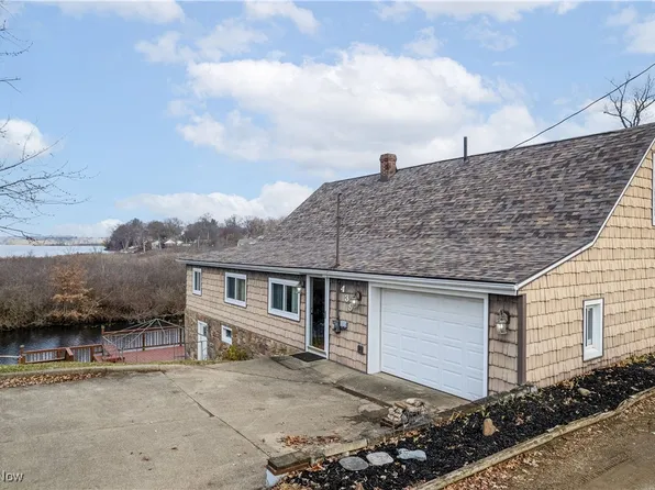 439 Port Dr, Coventry Township, OH 44319