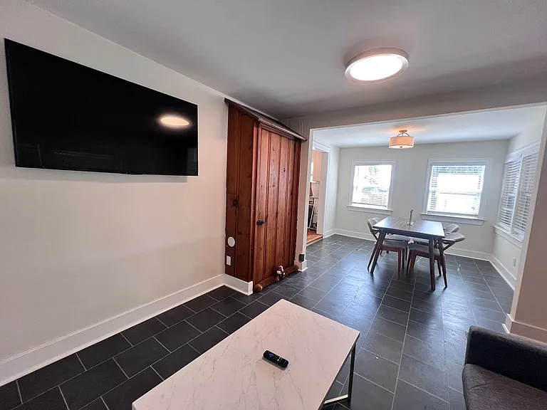 2355 Cherry St — Photo 40