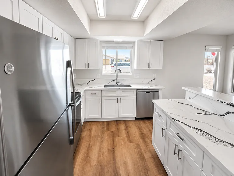 2561 McCulloch Blvd N #2 — Photo 5
