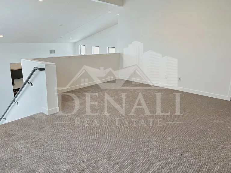 10920 E North Ln — Photo 17