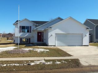 804 5th Ave NW, Dodge Center, MN 55927