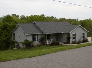 47825 Morningside Dr, Saint Clairsville, OH 43950