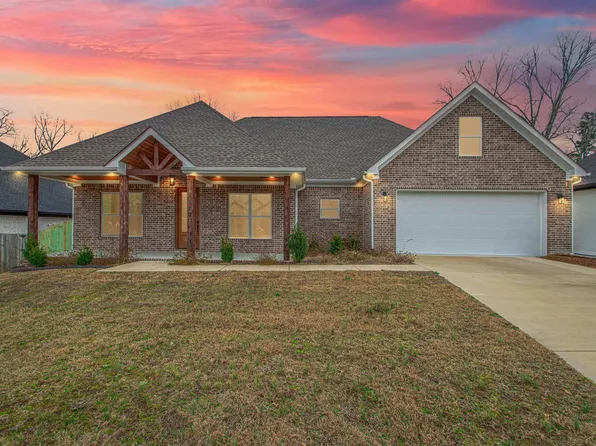 110 Harmony Village Dr, Haskell, AR 72015