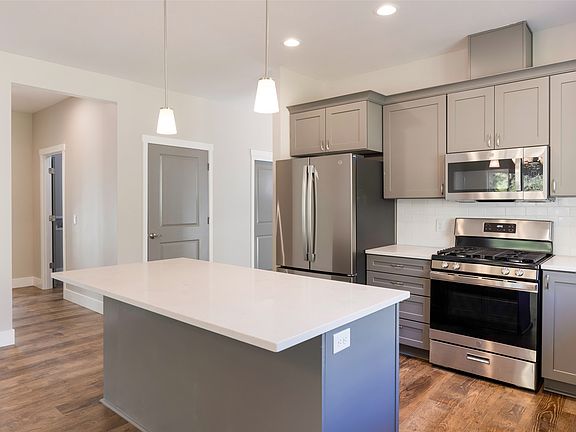 5th image of 11810 Cattail Way