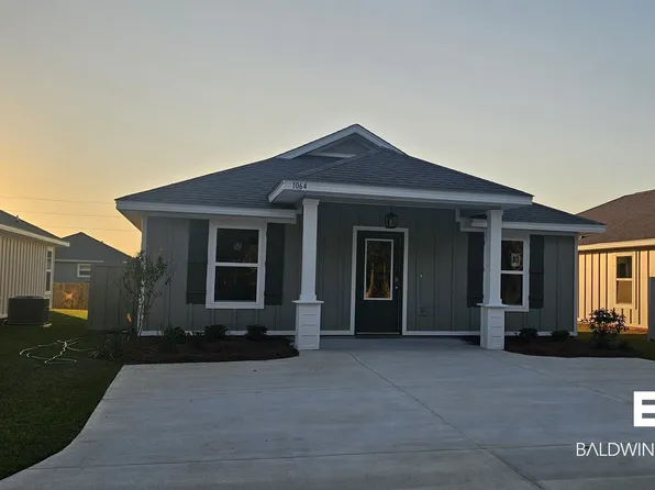 1064 S Bay St, Foley, AL 36535