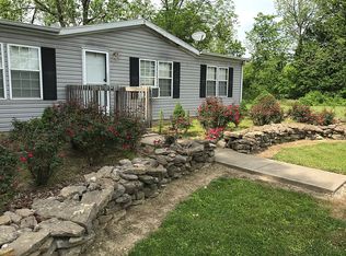 72 Log Lick Rd, Florence, IN 47020