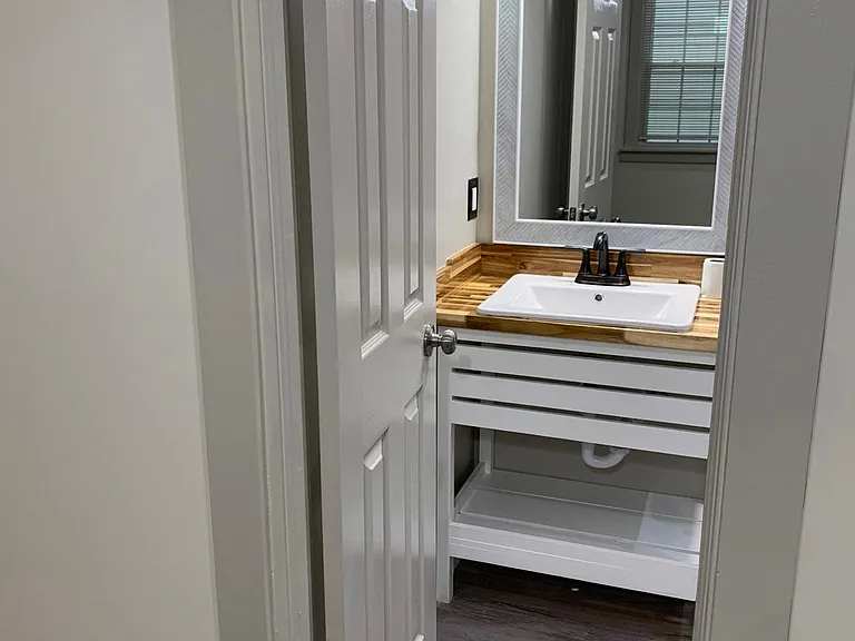 2757 Louise Dr — Photo 5
