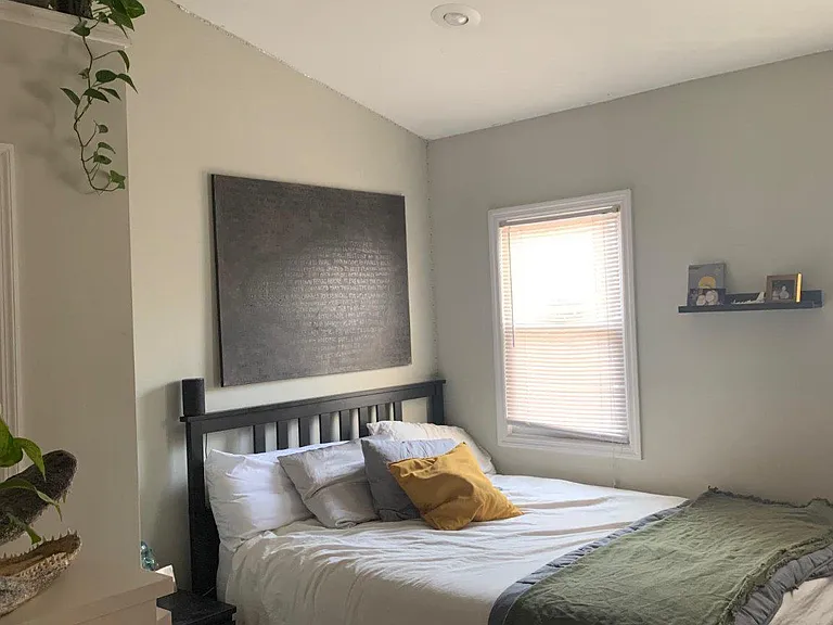 2364 E Fletcher St — Photo 9
