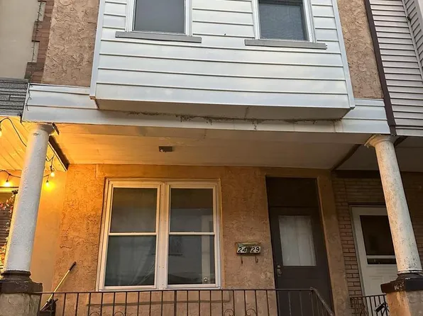 2429 S Lawrence St, Philadelphia, PA 19148