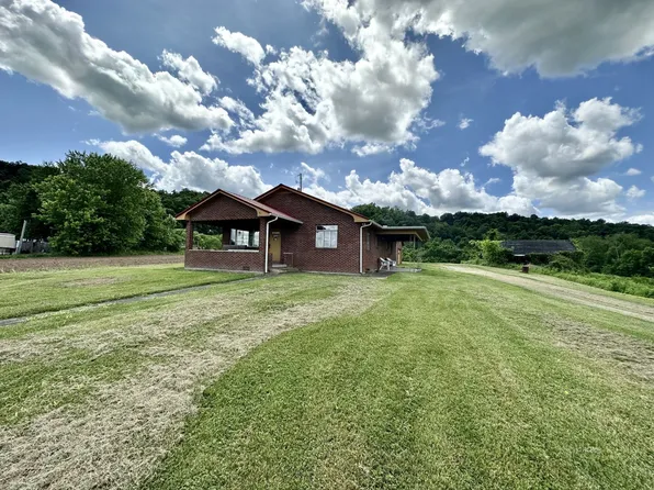 13498 State Route 7 S #B, Gallipolis, OH 45631