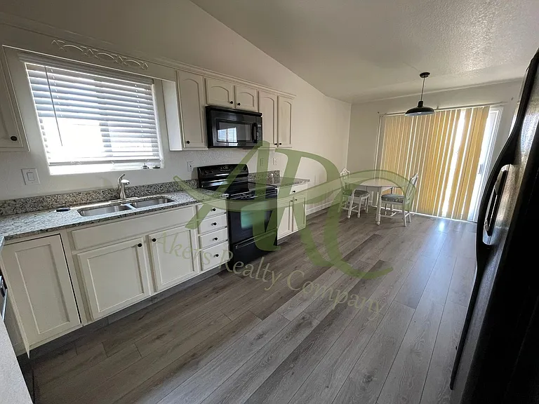 949-951 S Harmony Ln — Photo 12