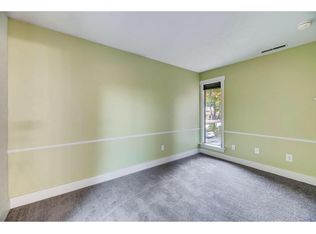 11510 NE 128th St APT 1, Kirkland, WA 98034