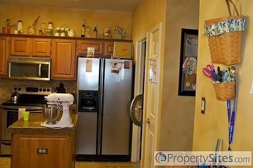 2nd image of 1239 Johnstown Dr