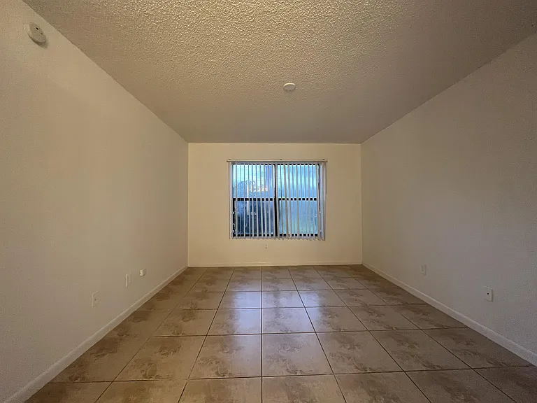 4321 W McNab Rd #16 — Photo 10