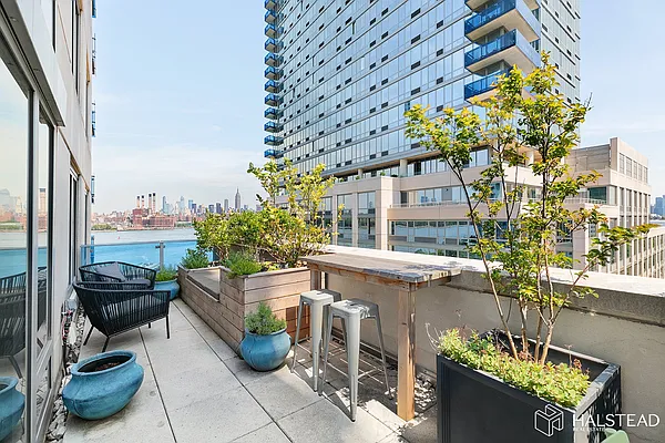 Rented by Halstead Real Estate | media 10