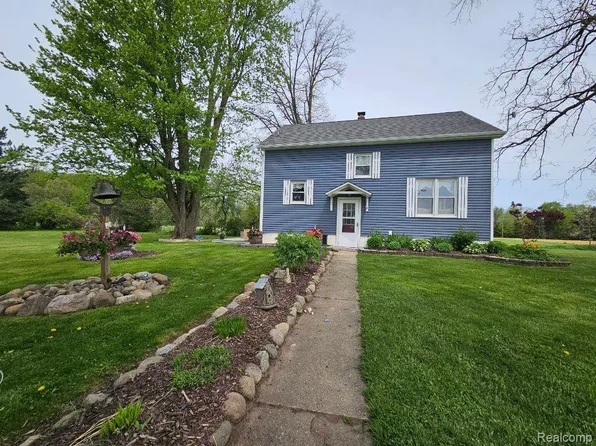 911 N Gates Rd, Sandusky, MI 48471