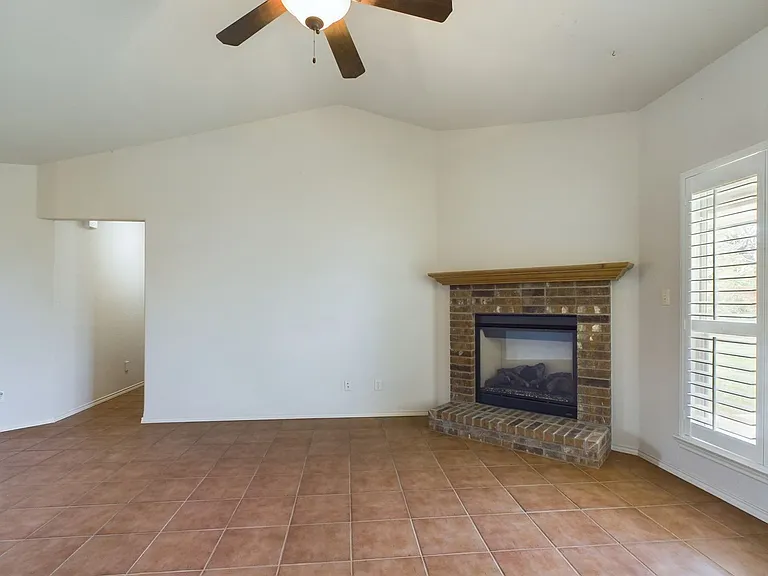 605 Paintbrush Hollow St — Photo 6