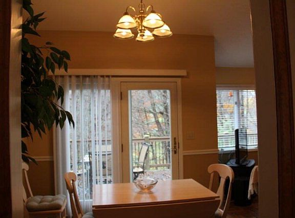 4th image of 233 Shadow Brook Dr