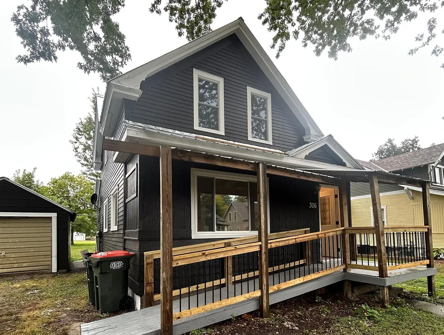 3 bed, 1628 sqft, $1,700 — Photo 2