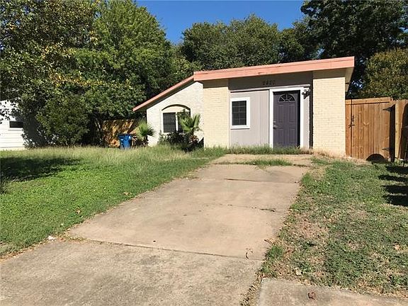 3rd image of 2420 Bitter Creek Dr