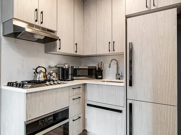 51 Spring St #5 — Photo 2