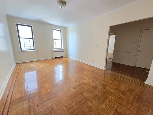 218 Linden Blvd #4O Photo 1 218 Linden Blvd #4O Photo 1