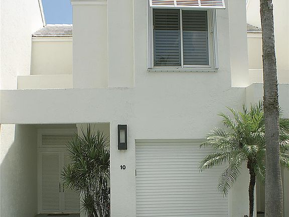 2nd image of 2115 S Ocean Blvd