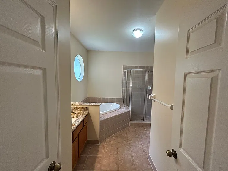 11570 NW 74th Ter #285 — Photo 11