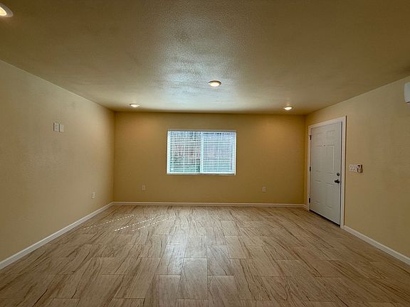5th image of 1215 Mira Flores Dr #Adu103