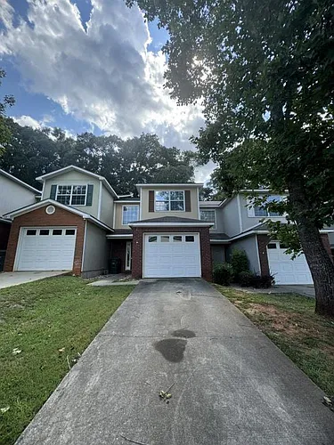 108 Woodmere Dr Photo 1